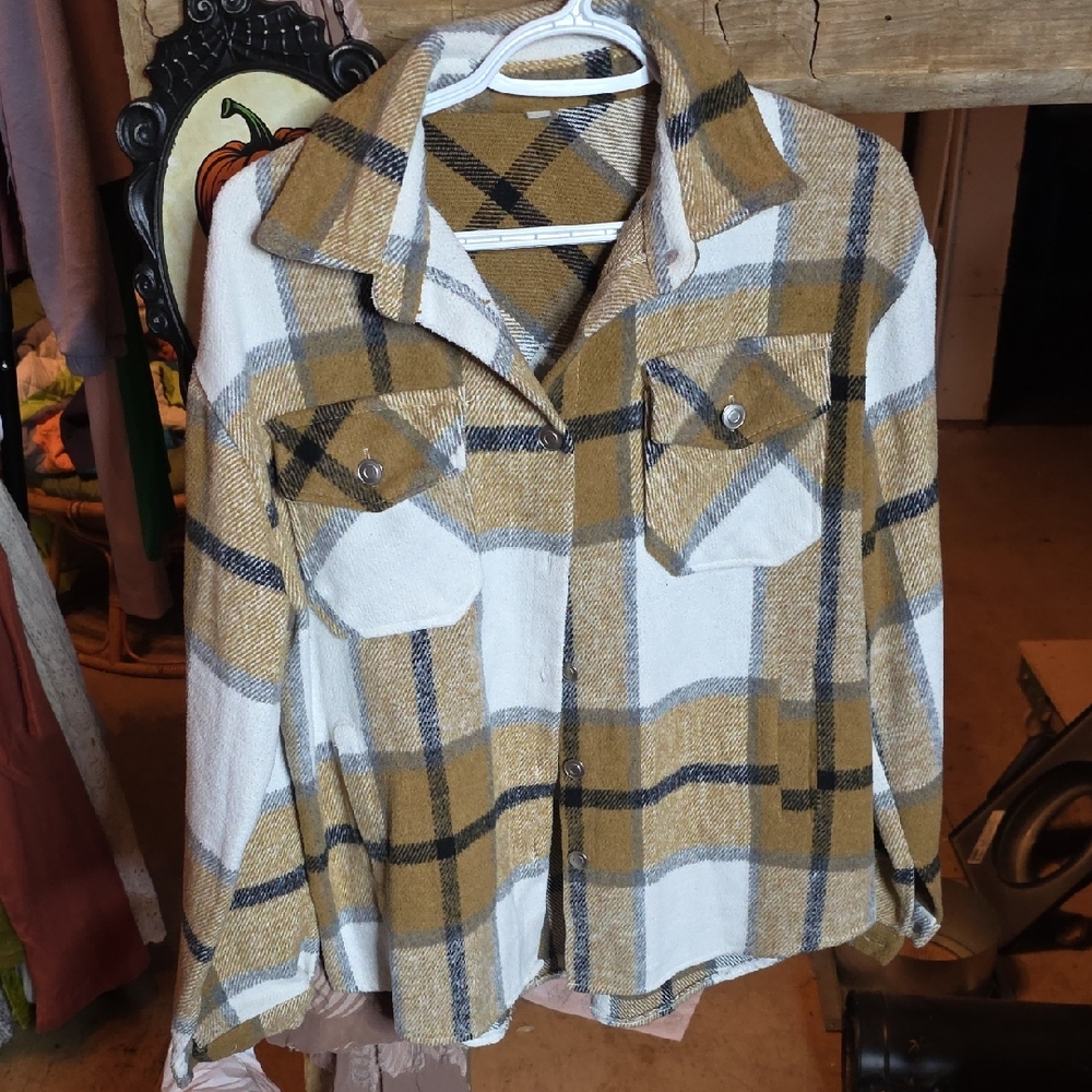 Plaid Utility Jacket - Tan and White
